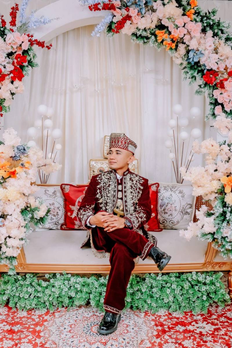 Groom